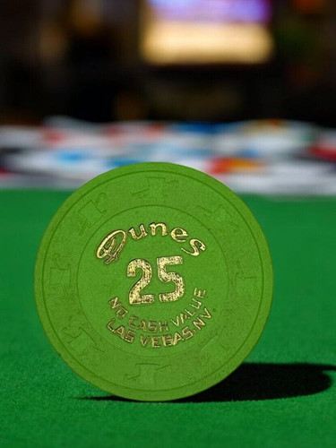 Dunes Casino Las Vegas Nevada $25 NCV Chip 1988