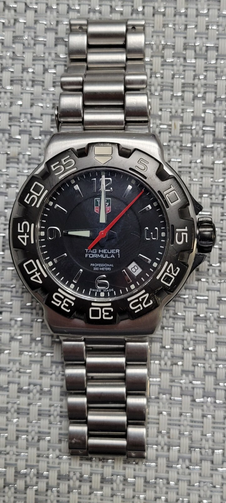 Tag Heuer Formula 1 Professional 200m WAC1110 42mm Quartz Men'