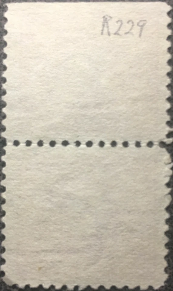 Scott #R229 Pair US 1917 2 Cents Documentary Stamps XF - Image 2 of 2