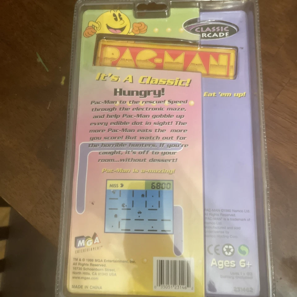Classic Arcade Pac-Man Handheld Video Game 1998 New In Package Needs Batteries - Image 2 of 2