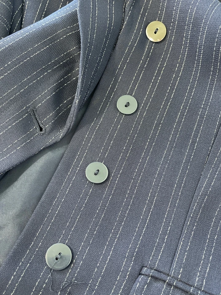 复古 90 年代 Valerie Stevens 套装 10 码海军蓝金属细条纹两件式 — 第 3/4 张图片