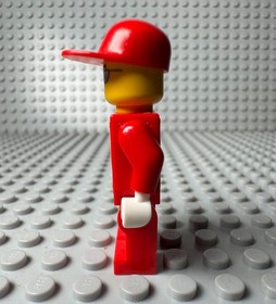 LEGO RACERS -- F1 FERRARI ENGINEER MINIFIGURE WITH SHELL TORSO STICKERS 8144