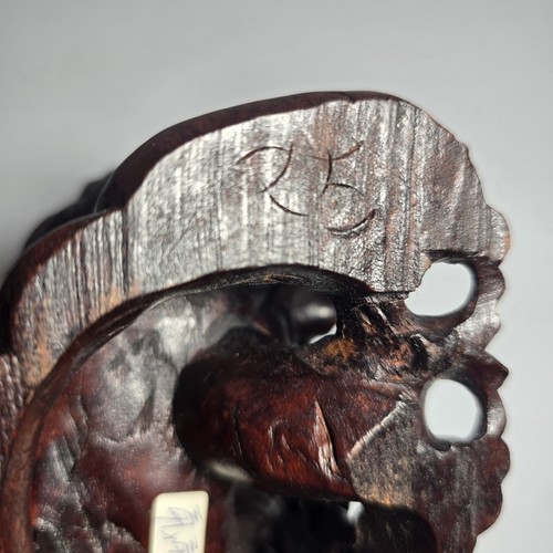 ANTIQUE CHINESE CARVED WOOD FOO DOG MYSTICAL BEAST AND PUPPY WITH GLASS EYES - Picture 8 of 11