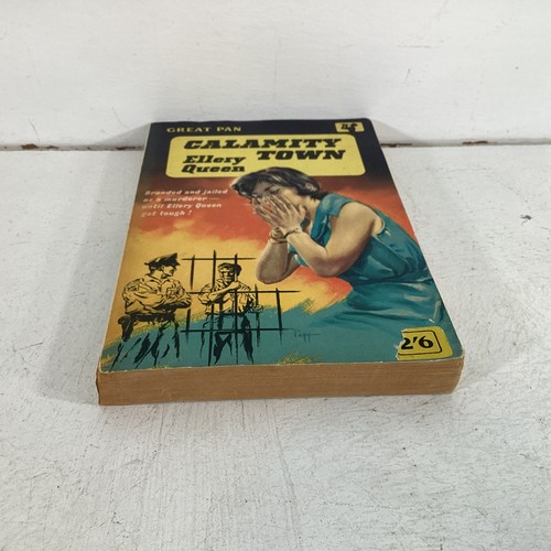Ellery Queen Calamity Town Pan Paperback UK 1960 Good - Foto 3 di 8