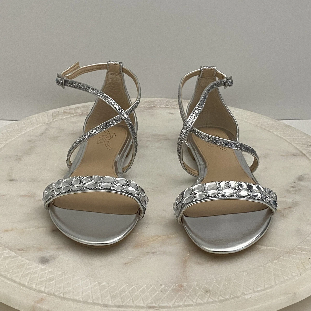 NEW Jewel Badgley Mischka Flat Dress Shoes Sandals Strap Crystal