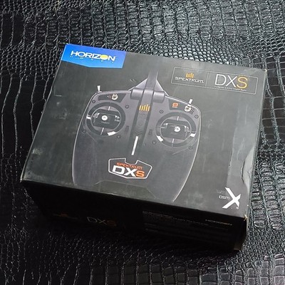 (NEW) Spektrum RC DXS 7-Channel DSMX RC Transmitter (Transmitter Only) SPMR1010