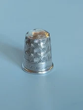 Hallmarked Charles Horner Sterling Silver Spiral Design Thimble / Sewing (767)
