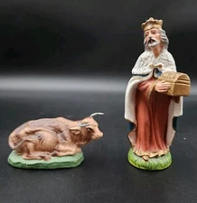 Wales Wiseman Nativity Figures King & Cow Christmas Vintage Paper Mache Japan