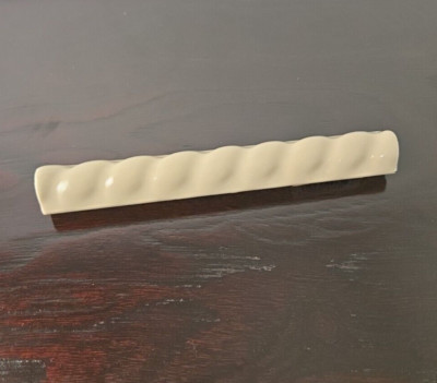 1pc.  Taupe Mist Ceramic Sizzle Liner Rope Tile 1/2'' x 6'' American Olean