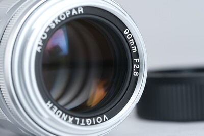 Voigtlander APO-Skopar 90mm f/2.8 VM Silver for Leica M Mount Hood New Boxed