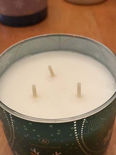 Goose Creek Reindeer Cookie Candle NEW 3-WICK CANDLE - Picture 5 of 5