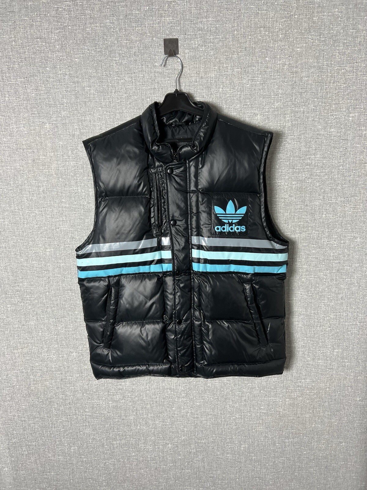 Picture 1 of 19