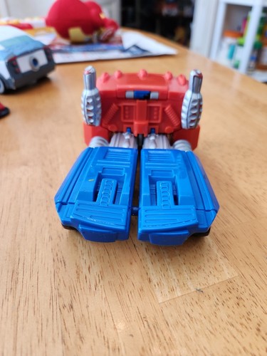 6.5" Tall Playskool Transformers Rescue Bots Optimus Prime Truck - Picture 8 of 9