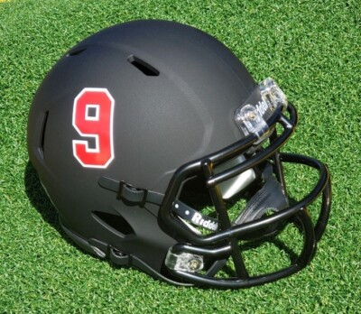 bell bullitt helmet xl - Carbon RSD Player Its available in a E20 Football Helment Navy Blue Line Weight:80lb