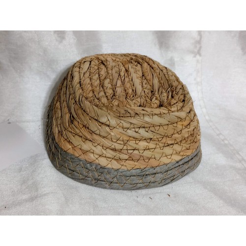 Gray natural woven straw storage basket nest planter - Picture 4 of 5