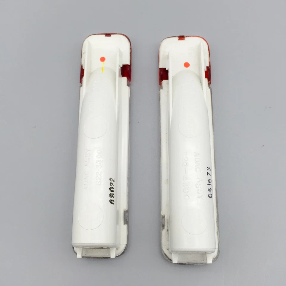 Juego de luces de cortesía de panel de puerta LH RH GM OEM 03-07 Silverado Sierra SUV Foto 2 de 2