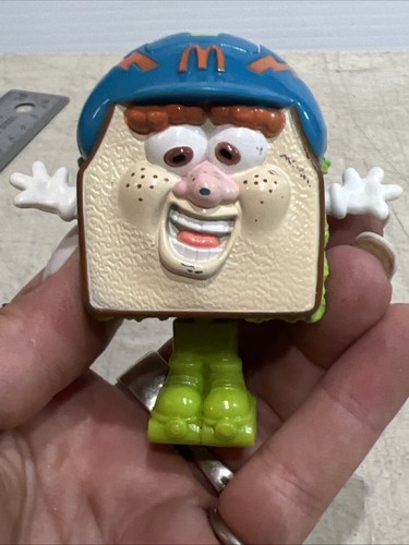 Vintage McDonald's Changeable Otis Sandwich Roller Blades Transformer Meal Toy - Picture 4 of 6