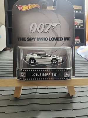 2015 Hot Wheels Premium 007 The Spy Who Loved Me Lotus Esprit IN PROTECTOR 