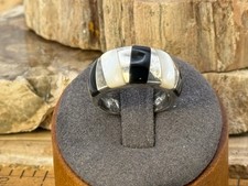 Southwestern Artisan Sterling Onyx Mother of Pearl Dome Ring sz 5.75-LBB19.2025