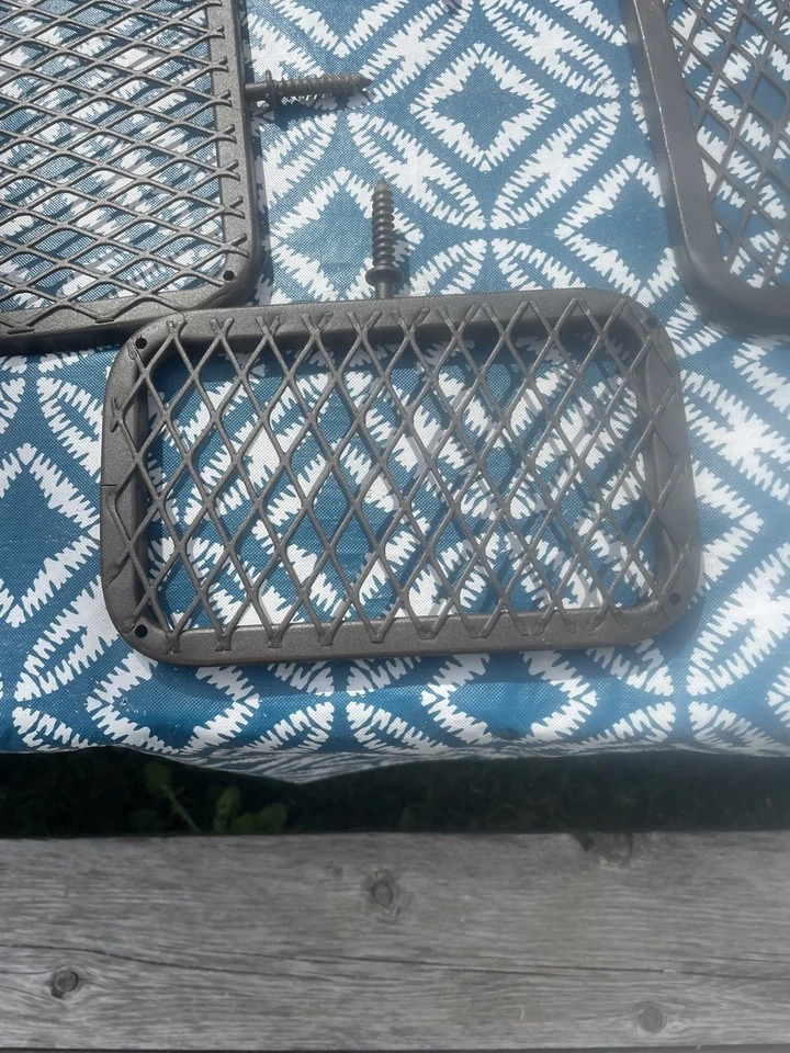 Screw In Shelves - Image 2 of 2