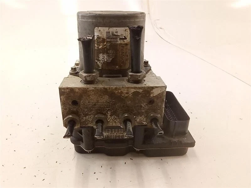 Ford Taurus 2012 bomba ABS 3,5 L probado OEM sin crucero adaptativo  Foto 2 de 4