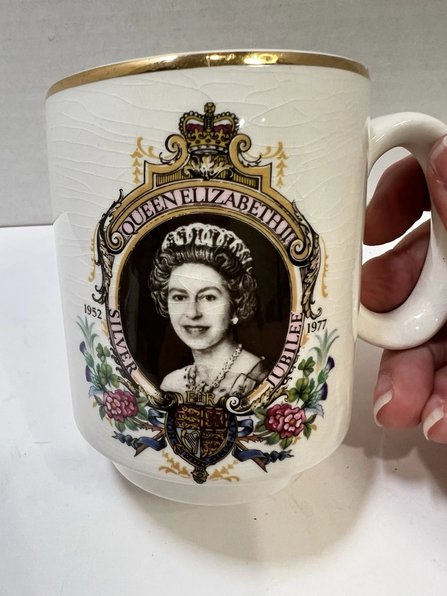 Coffret De Cuillères à Café Jubilé Reine Angleterre 1977 - Métal Argenté Sheffield