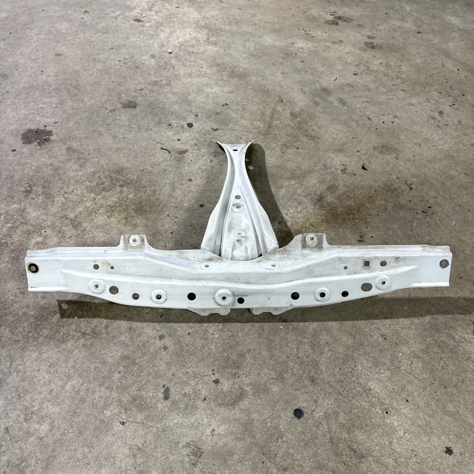 Subaru BRZ 2013-2019 soporte radiador capó pestillo montaje T soporte barra marco Foto 2 de 4