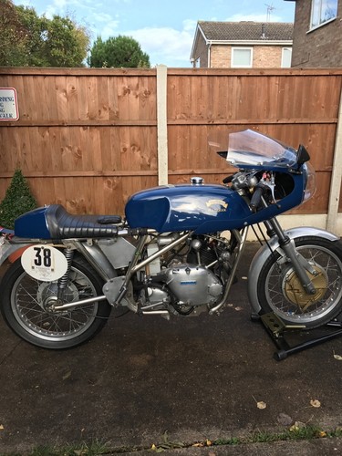THE “VINCENT METISSE COMET “ UNIQUE ONE OFF SPECIAL