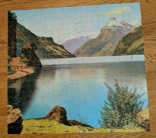 Perfect Picture Puzzle 21.5" x 19.5" Peaceful Lake 500 Interlocking Pieces  PS1