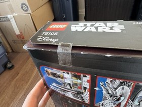 LEGO Star Wars: Millennium Falcon (75105)