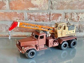 NVA KRAZ LKW Kran Kabinett Modell Teie USSR CA DDR CCCP Militär Spielzeug Armee