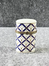 DelPrado Collection E.P.05 Hand Finished Fine Porcelain Trinket/Pills/Snuff