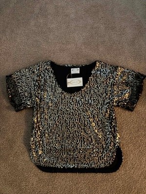 Classy Mia Joy Sequined Top - NWT - Gold - Sz. L