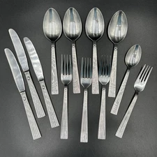 Cuisinart OAKMONT Stainless Flatware 18/10 Knives Forks Spoons Lot of 12 Pieces