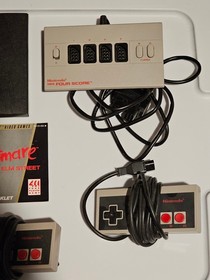 A Nightmare on Elm Street NES Complete CIB + 2 Controllers & Four Score