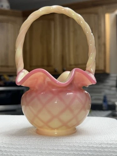 Fenton Glossy Burmese Diamond Optic Basket