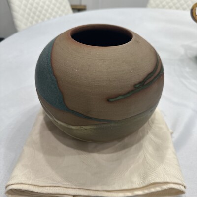 Ceramic vase Studio Art Pottery Southwestern Hand Painted SIGNED Alfa Don