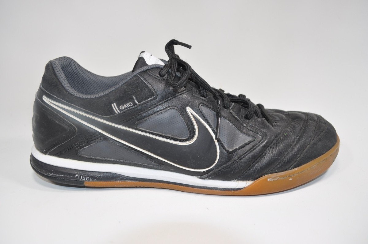 Rare 2011 Nike5 GATO LTR Indoor Soccer Shoes Amazon.com | Nike Lunargato II Indoor/Court Low-Top Soccer  main image 4