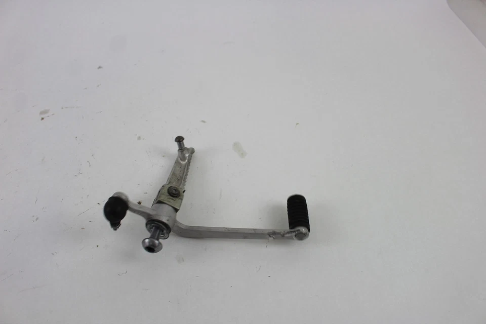 07-08 Pedal freno trasero Yamaha YZF 1000 R1 4C8-27211-00-00 Foto 3 de 4