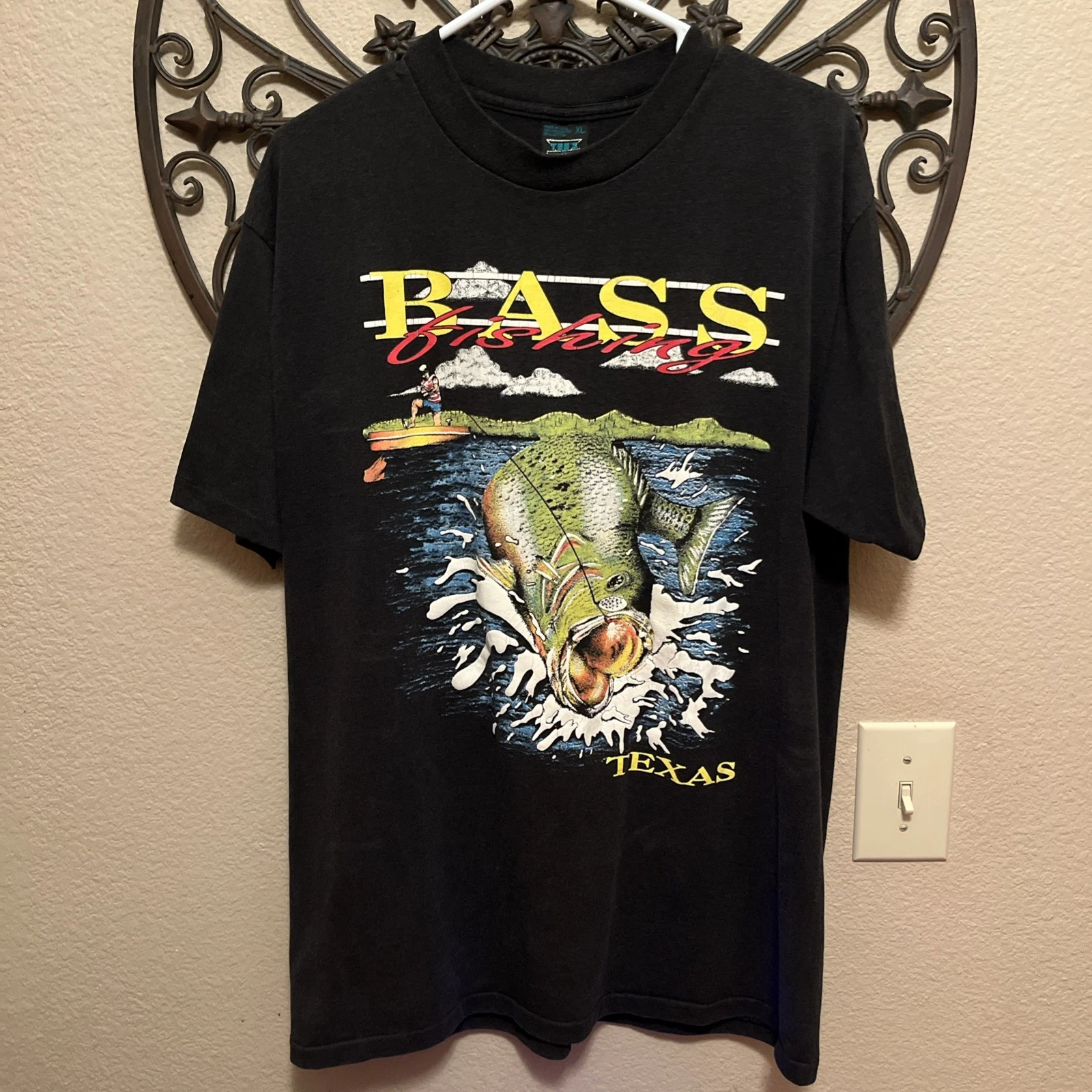 VTG Tee’s Bass Texas Fishing Shirt Men XL Black Crew T-Shirt