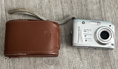 HP PhotoSmart M547 6.2MP Digital Camera - Tested & Working Bonus