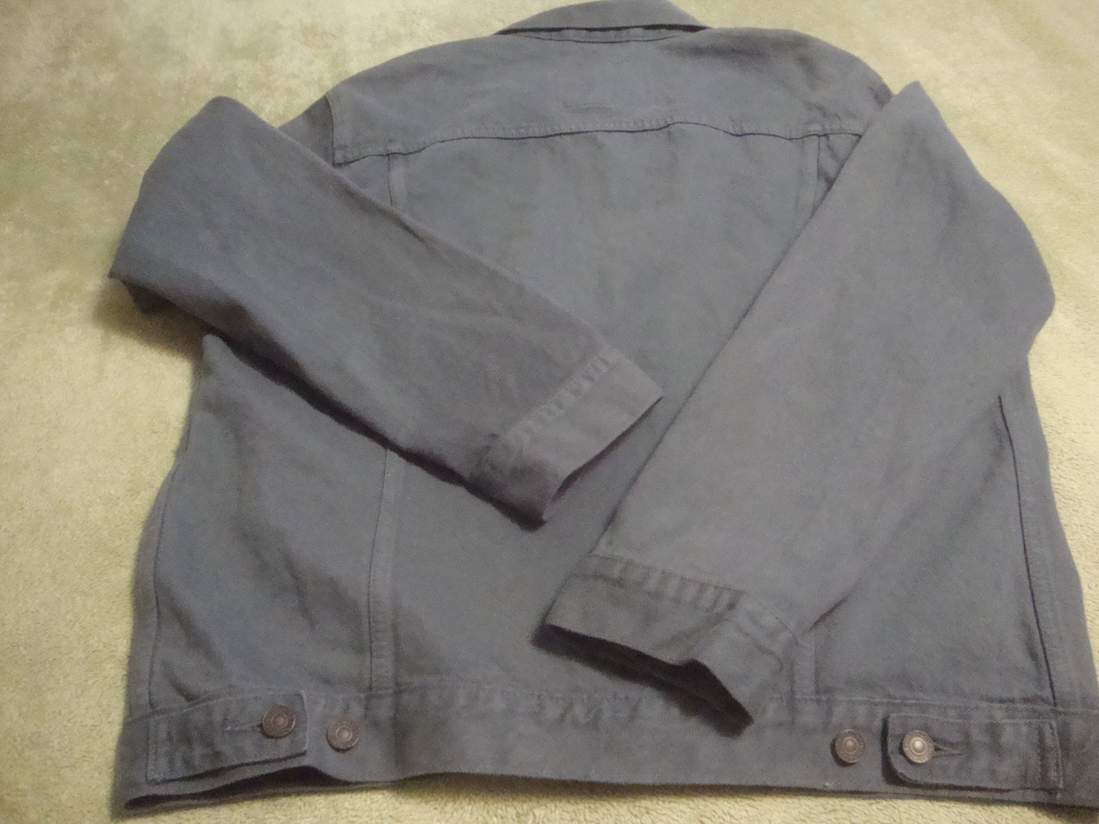 Men’s Levi Strauss red tab gray/blue heavy denim trucker jacket Size XL