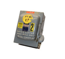 Square D 30 Amp single throw Safety Switch 600 V HU-361 series A2 30A 30 A