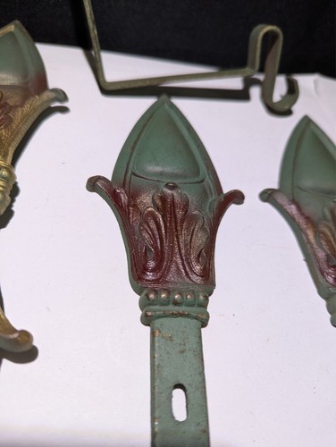 ANTIQUE JUDD CAST IRON DRAPERY CURTAIN TIE BACK SET GREEN TOP ORNAMENT BRACKET - Picture 5 of 13