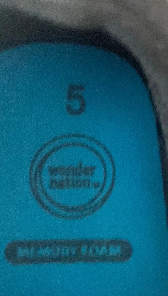 Wonder Kids 黑色懒人鞋 学步儿童 5 码 — 第 2/2 张图片