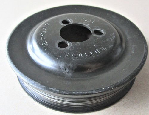VW Audi Seat Skoda Riemenscheibe Wasserpumpe 03D121028B
