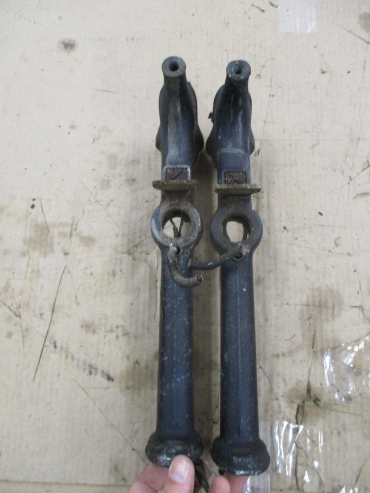 Soportes de faros Lasalle 1933 (par) Foto 3 de 4