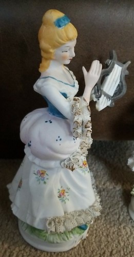 Lacy Victorian Couple Figurines Approximately 8.25" tall - Picture 8 of 11