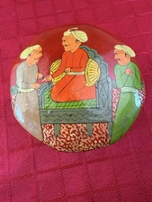 Vtg Kashmir India Papier Mache Box Figural Court Scene 3” Hand Painted