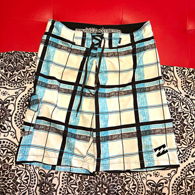 Billabong Platinum X Stretch Men s 34 Plaid Board Shorts White Blue Black